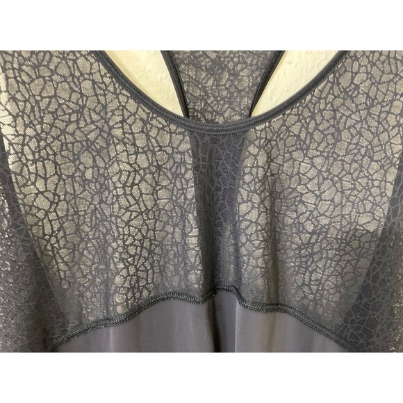 Lululemon Twist And Train Tank Black Side Slits measures to a size small - Picture 3 of 16